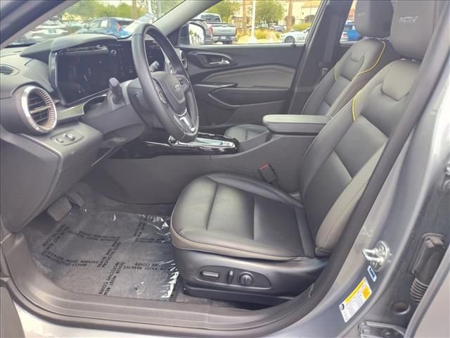 Certified 2024 Chevrolet Trax ACTIV w/ Driver Confidence Package FWD image 6