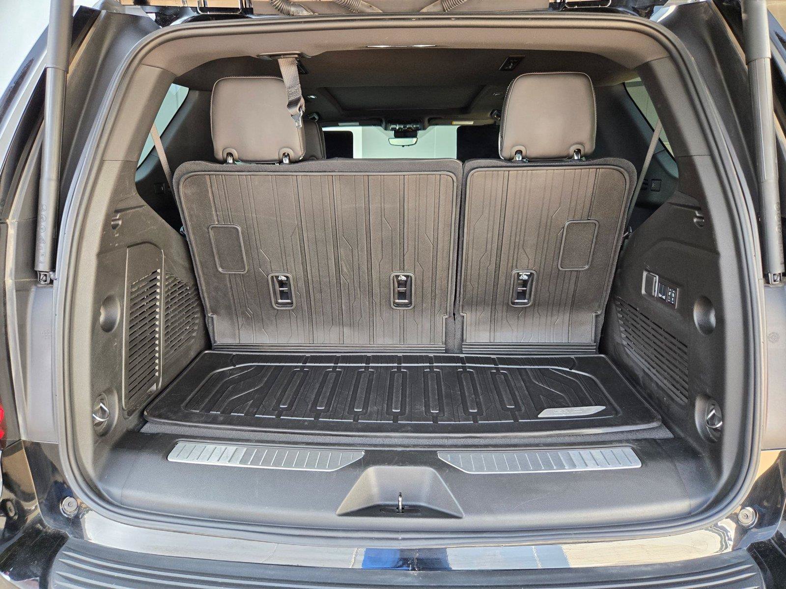 Used 2026 GMC Yukon AT4 Ultimate w/ LPO, Floor Liner Package AWD/4WD image 35