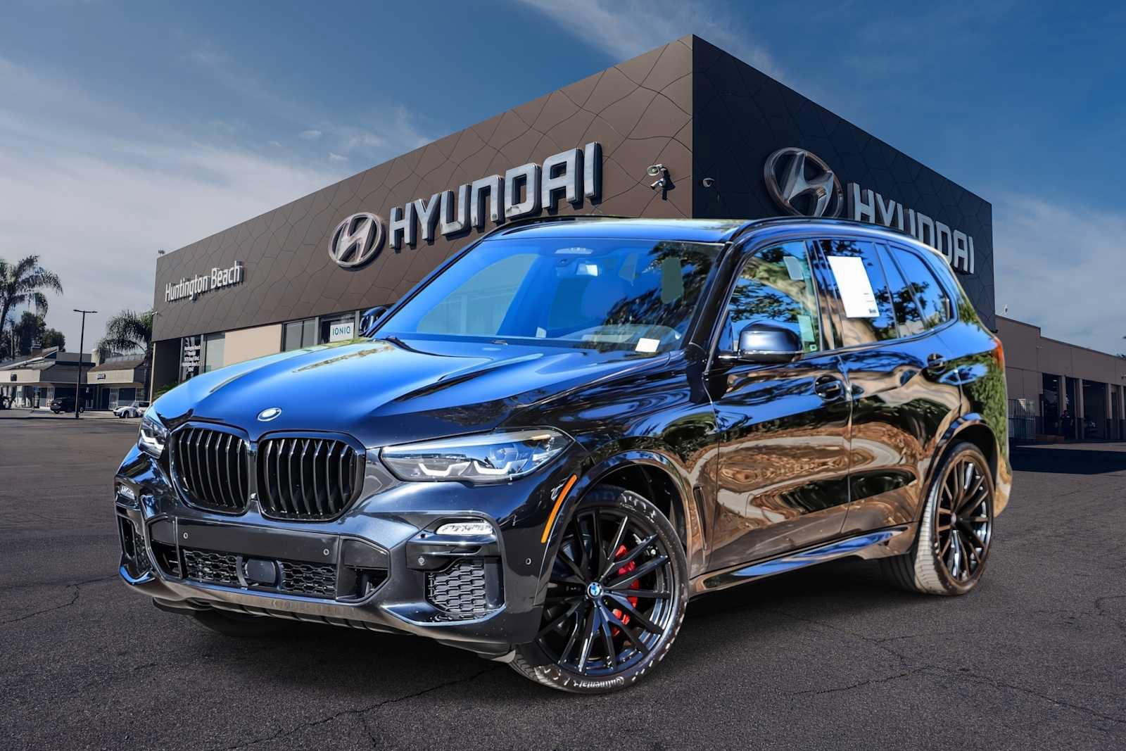 Used 2021 BMW X5 sDrive40i w/ M Sport Package RWD image 1