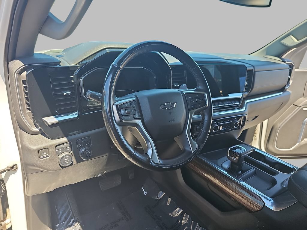 Used 2023 Chevrolet Silverado 1500 RST w/ True North Edition Plus AWD/4WD image 19