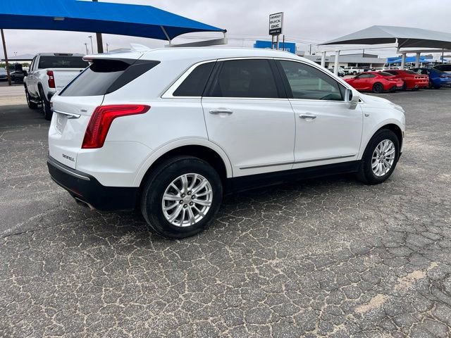 Used 2018 Cadillac XT5 FWD image 4