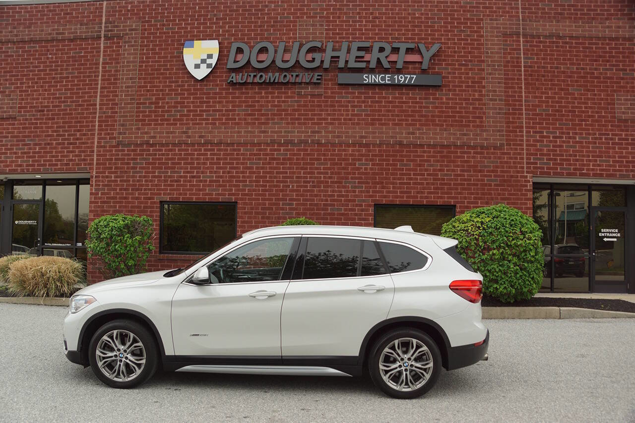 Used 2017 BMW X1 xDrive28i image 4