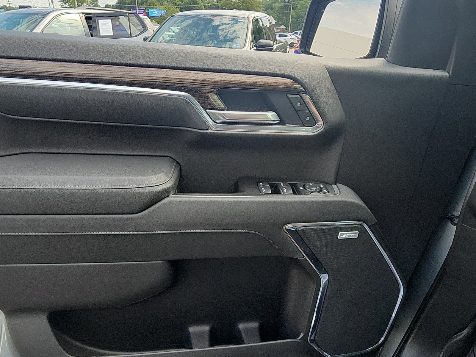 New 2026 Chevrolet Silverado 1500 LT Trail Boss w/ LT Trail Boss Premium Package AWD/4WD image 18