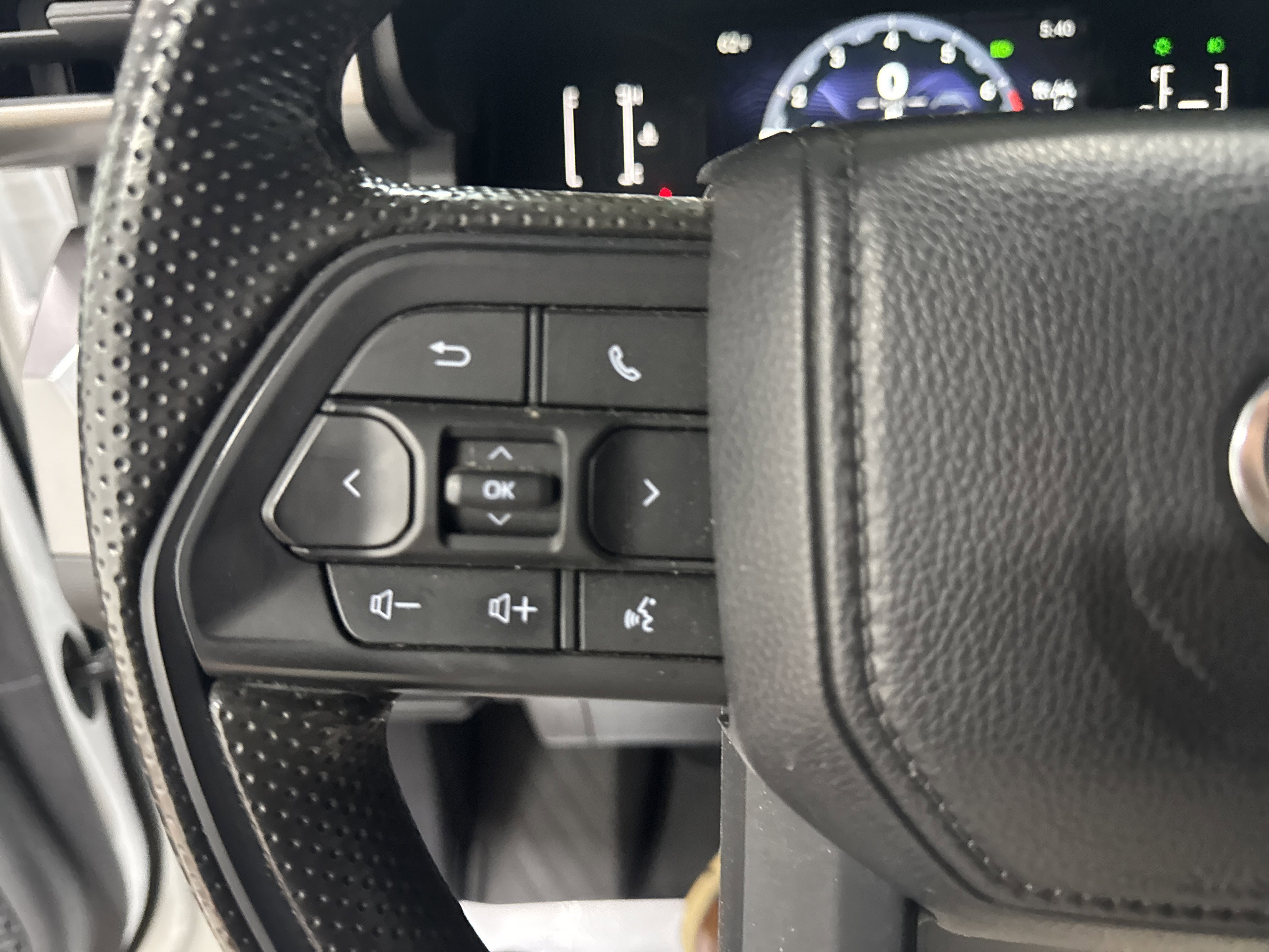 Used 2024 Toyota Tacoma SR5 image 19