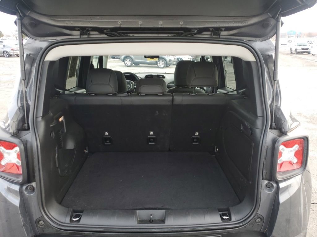 Used 2023 Jeep Renegade Limited w/ Sun/Sound Group image 26