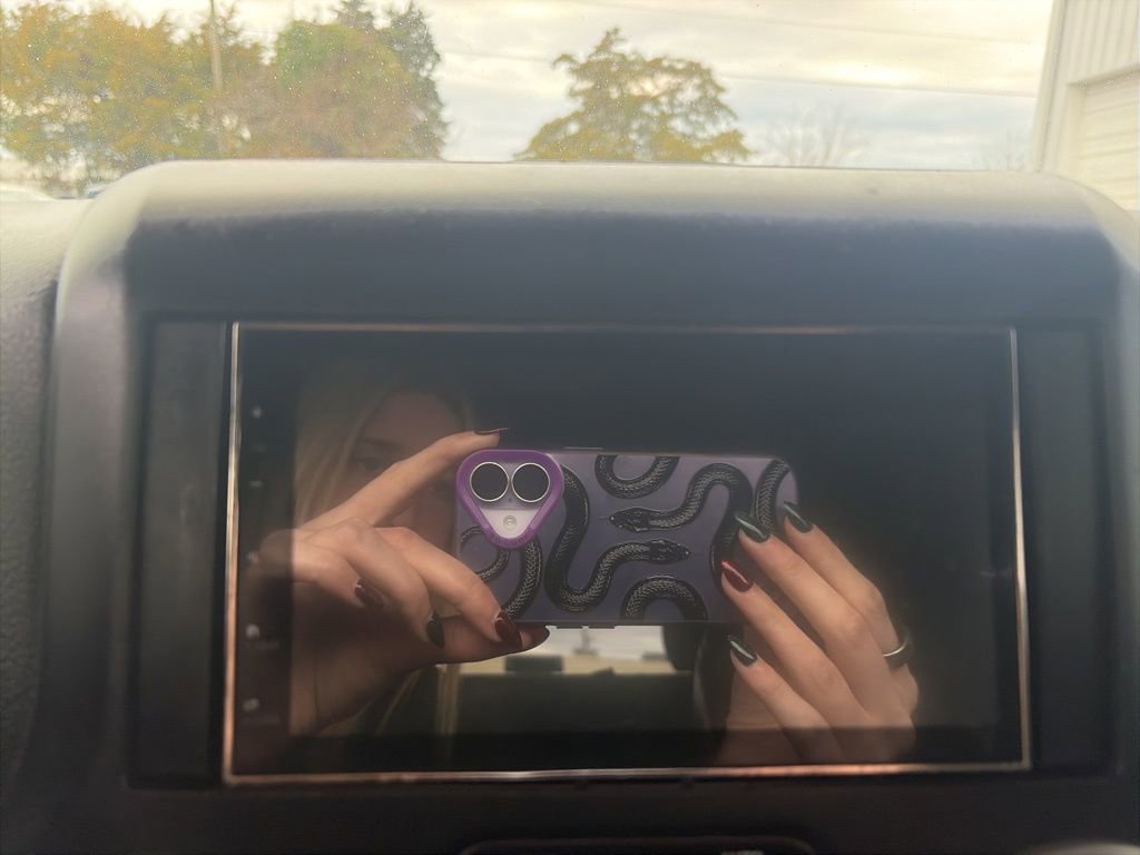 Used 2018 Jeep Wrangler Unlimited Sahara image 18