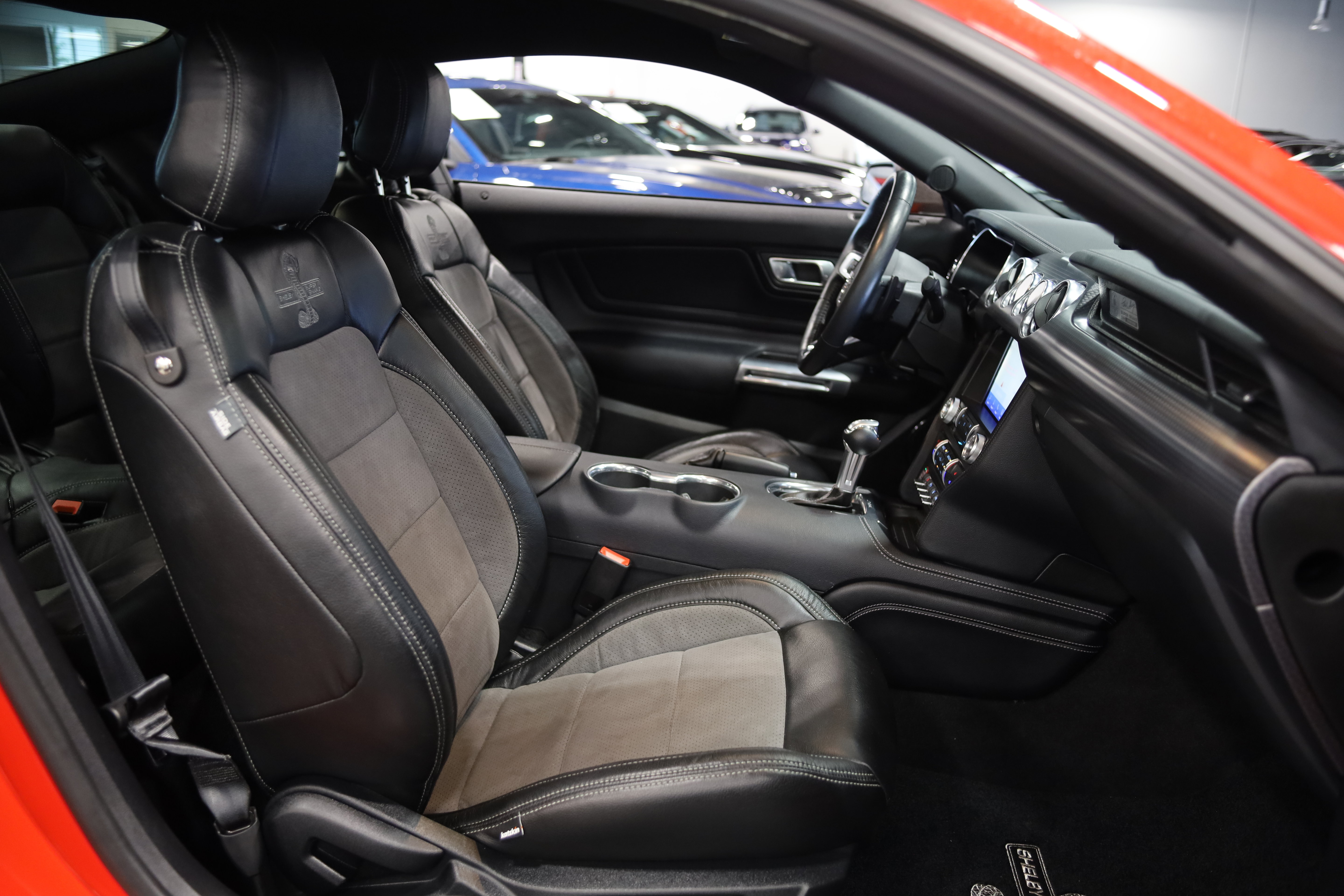 Used 2020 Ford Mustang GT Premium w/ GT Performance Package RWD image 34