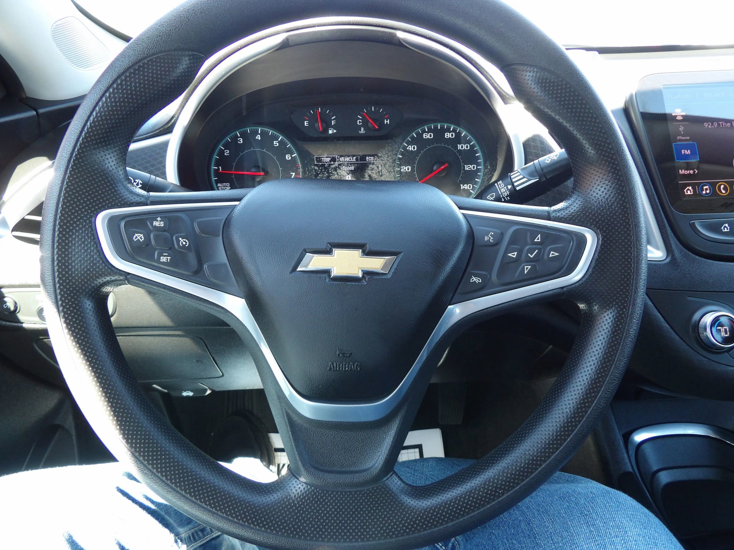 Used 2022 Chevrolet Malibu LT image 13