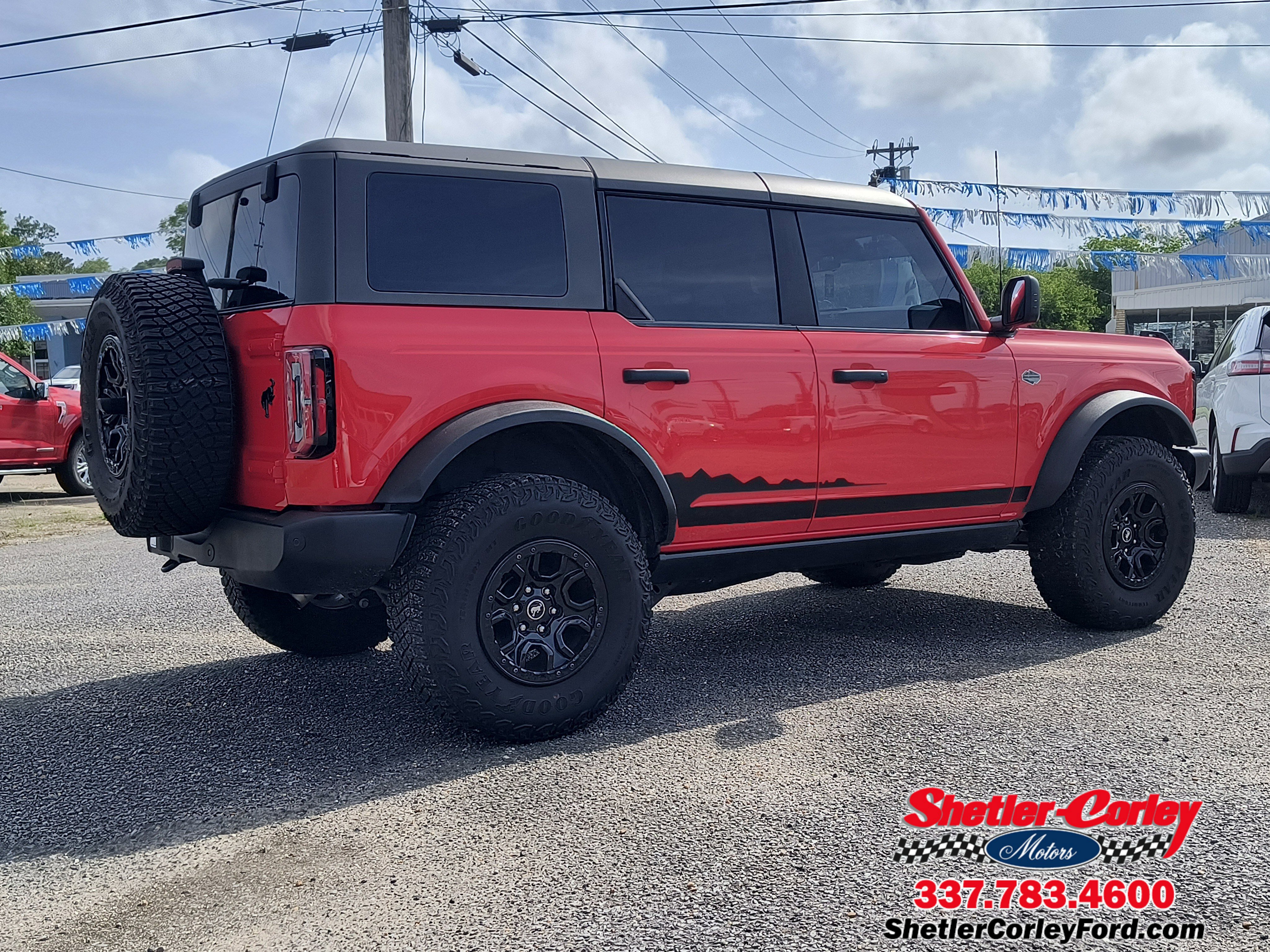 Used 2023 Ford Bronco Wildtrak image 7