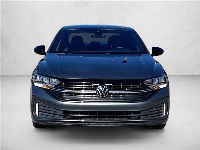 Used 2024 Volkswagen Jetta Sport FWD image 3