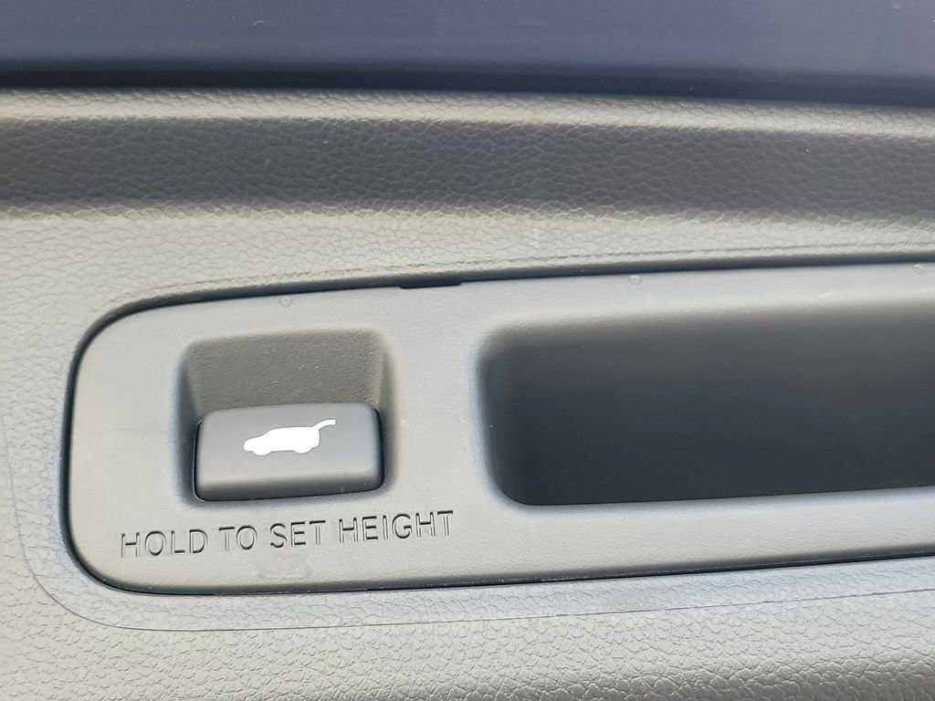 Certified 2025 Honda CR-V Sport-L image 11