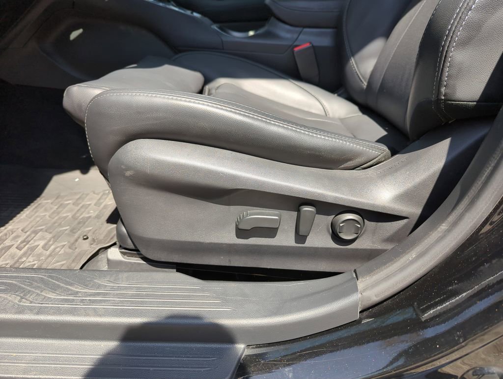 Used 2020 Subaru Legacy Limited image 13