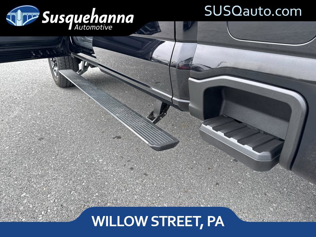 Used 2025 Ford F250 Platinum w/ FX4 Off-Road Package image 26