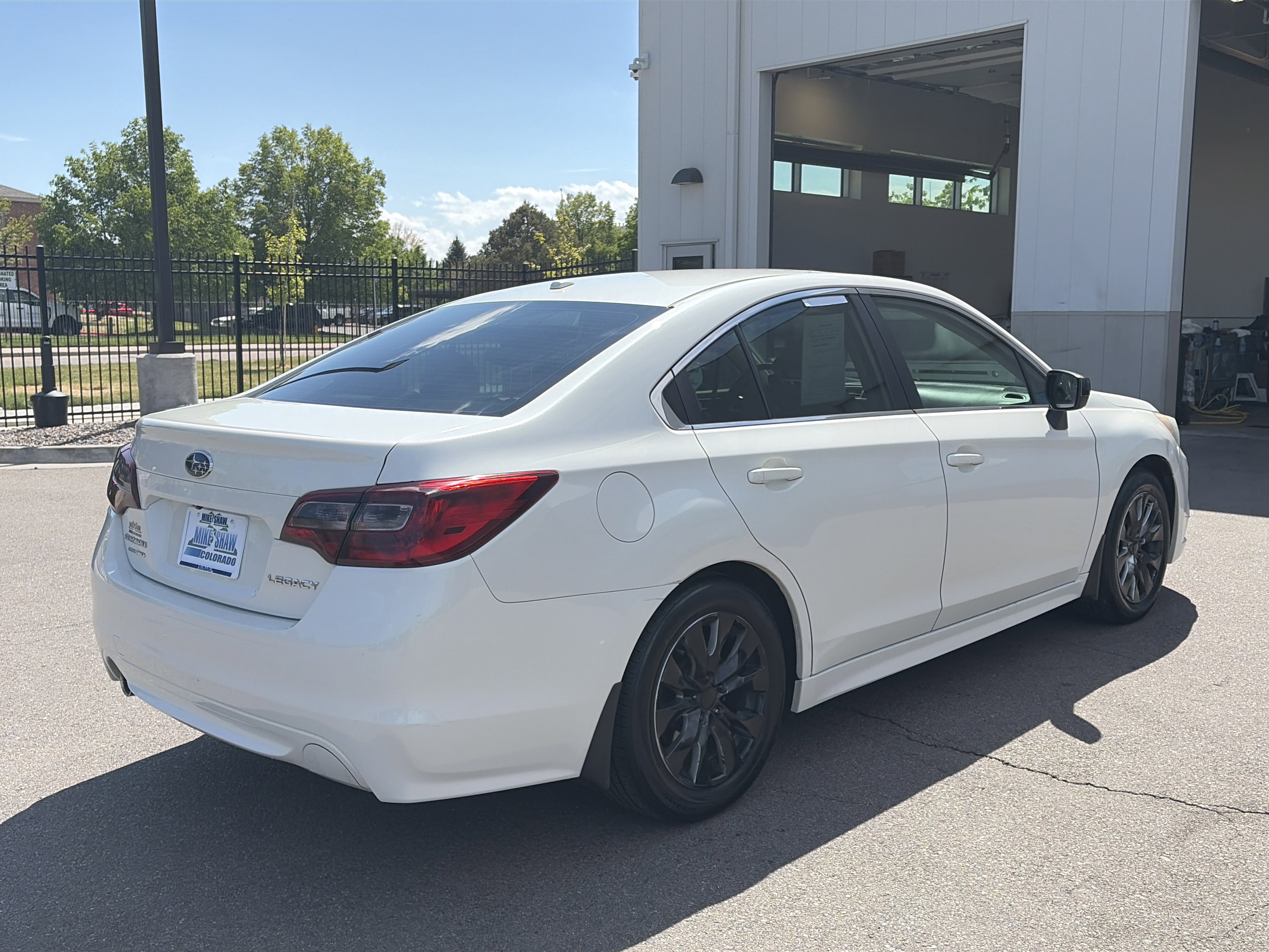 Used 2015 Subaru Legacy 2.5i Premium AWD/4WD image 5
