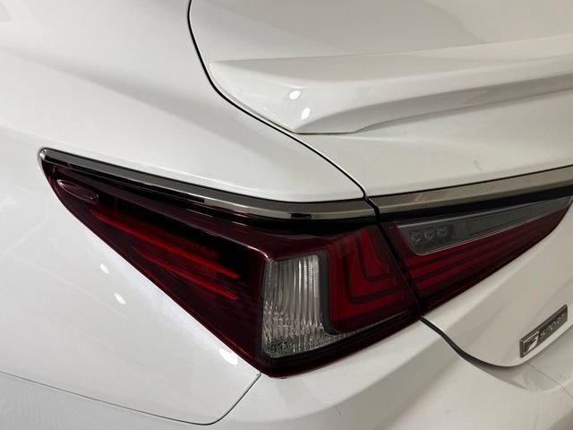 Used 2019 Lexus ES 350 F Sport w/ Accessory Package 2 FWD image 13