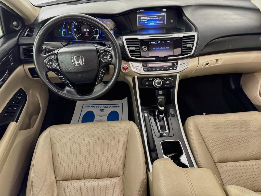 Used 2015 Honda Accord Touring image 28