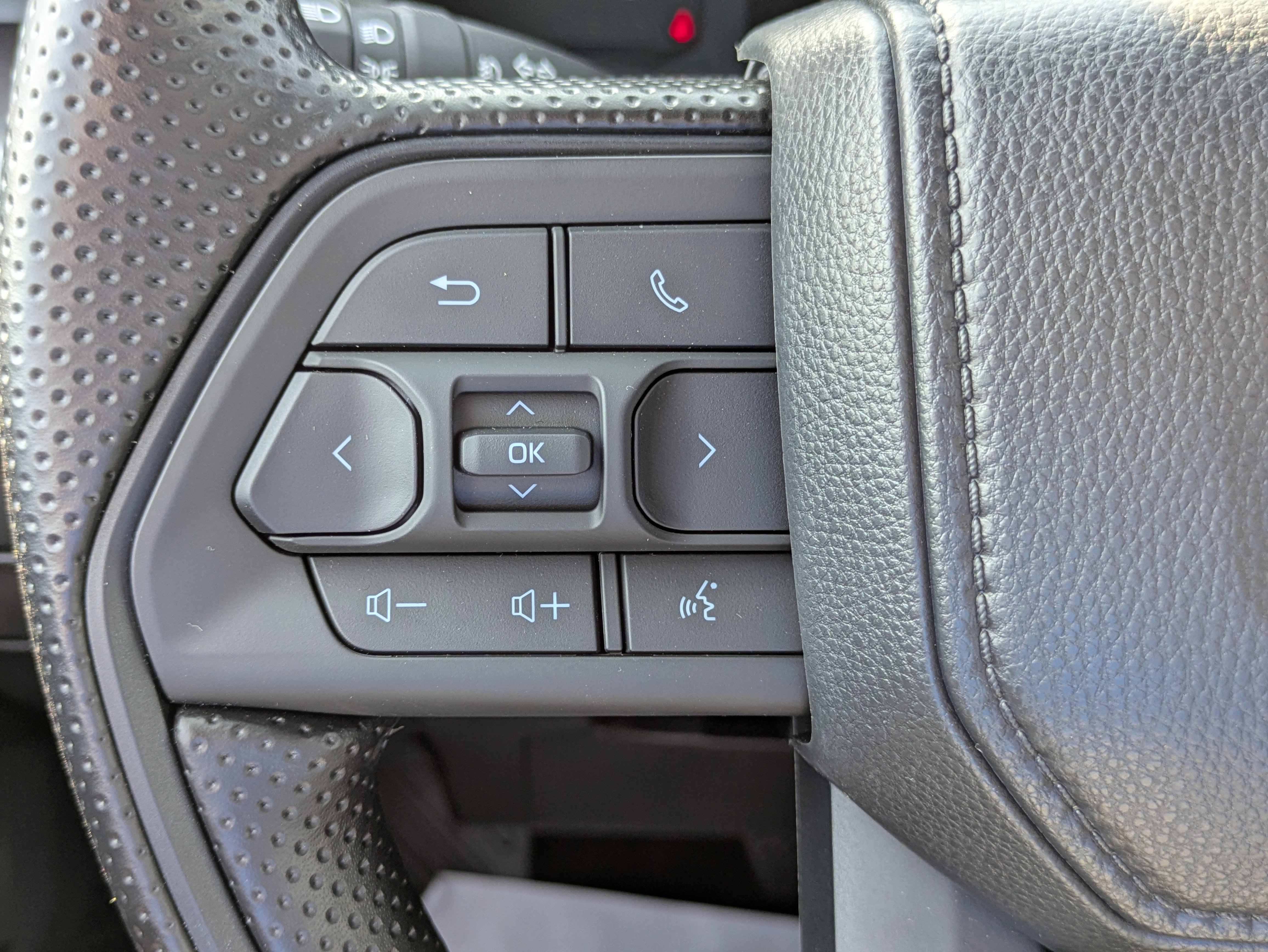 New 2026 Toyota Tacoma SR5 AWD/4WD image 18