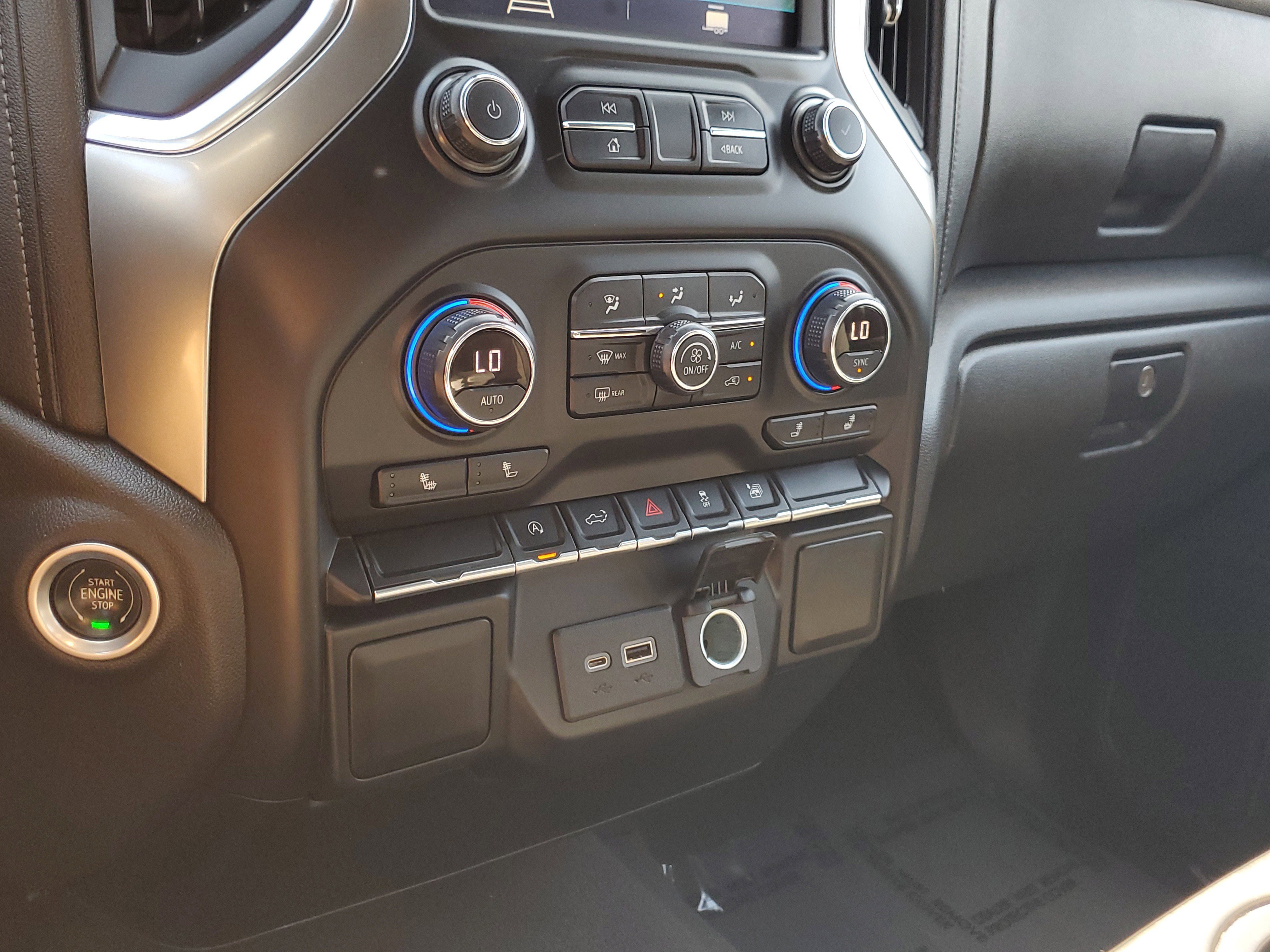 Used 2021 Chevrolet Silverado 1500 LT image 27