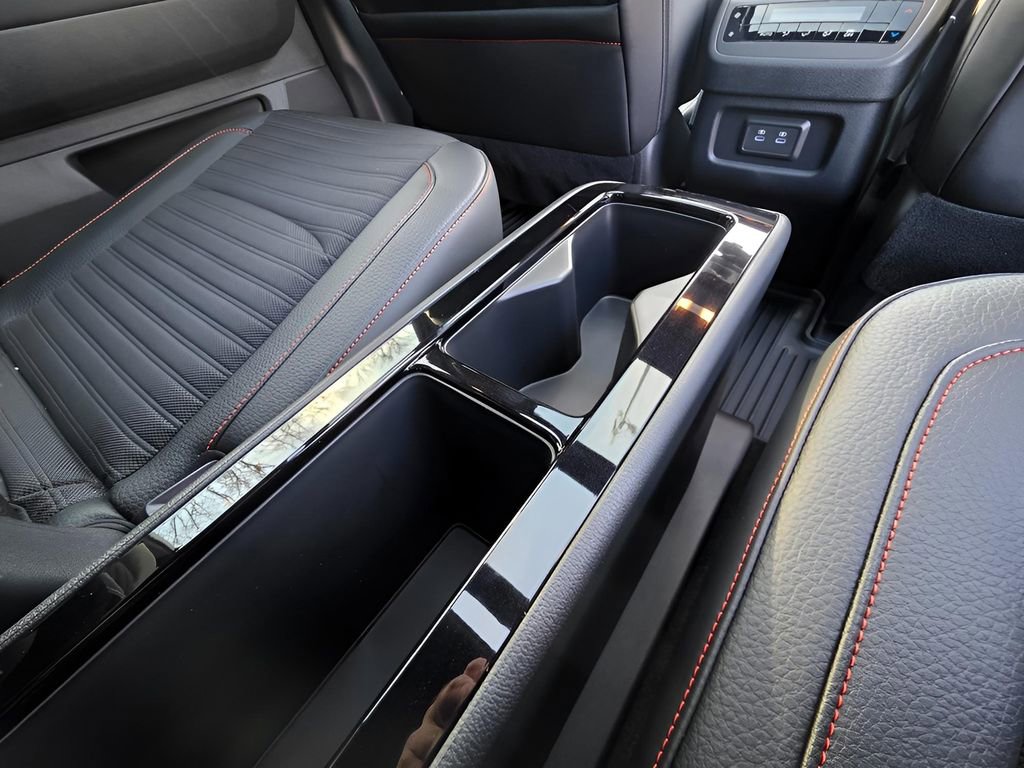 New 2026 Nissan Pathfinder SV image 13