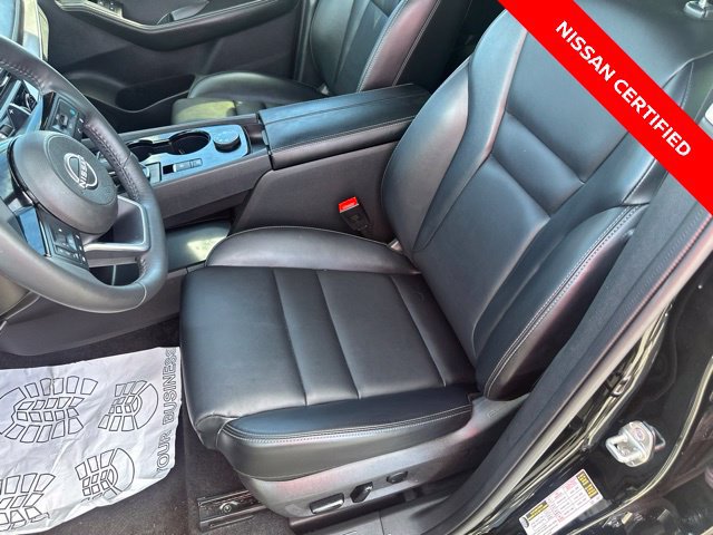 Certified 2023 Nissan Rogue SV w/ SV Premium B Package AWD/4WD image 16