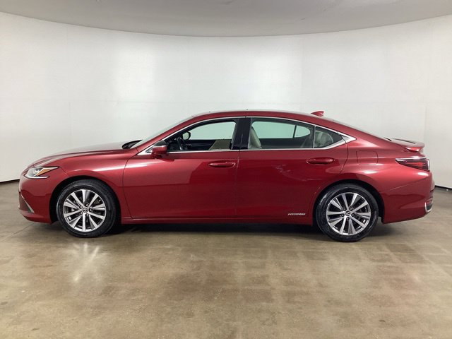 Certified 2021 Lexus ES 300h w/ Premium Package FWD image 8
