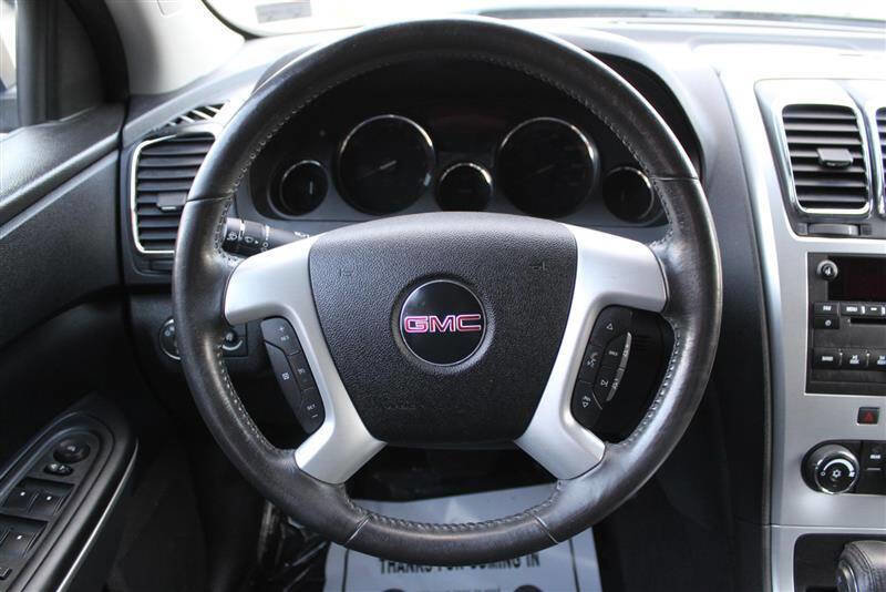 Used 2011 GMC Acadia SLE image 15