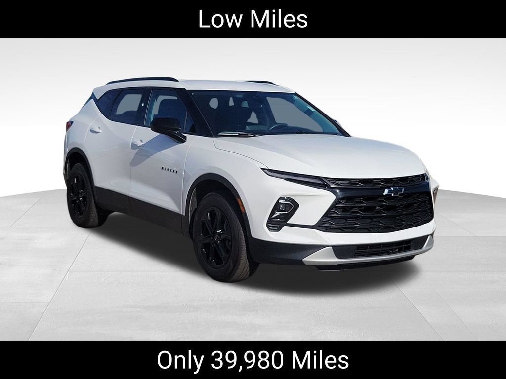 Used 2023 Chevrolet Blazer LT w/ Convenience Package AWD/4WD image 2