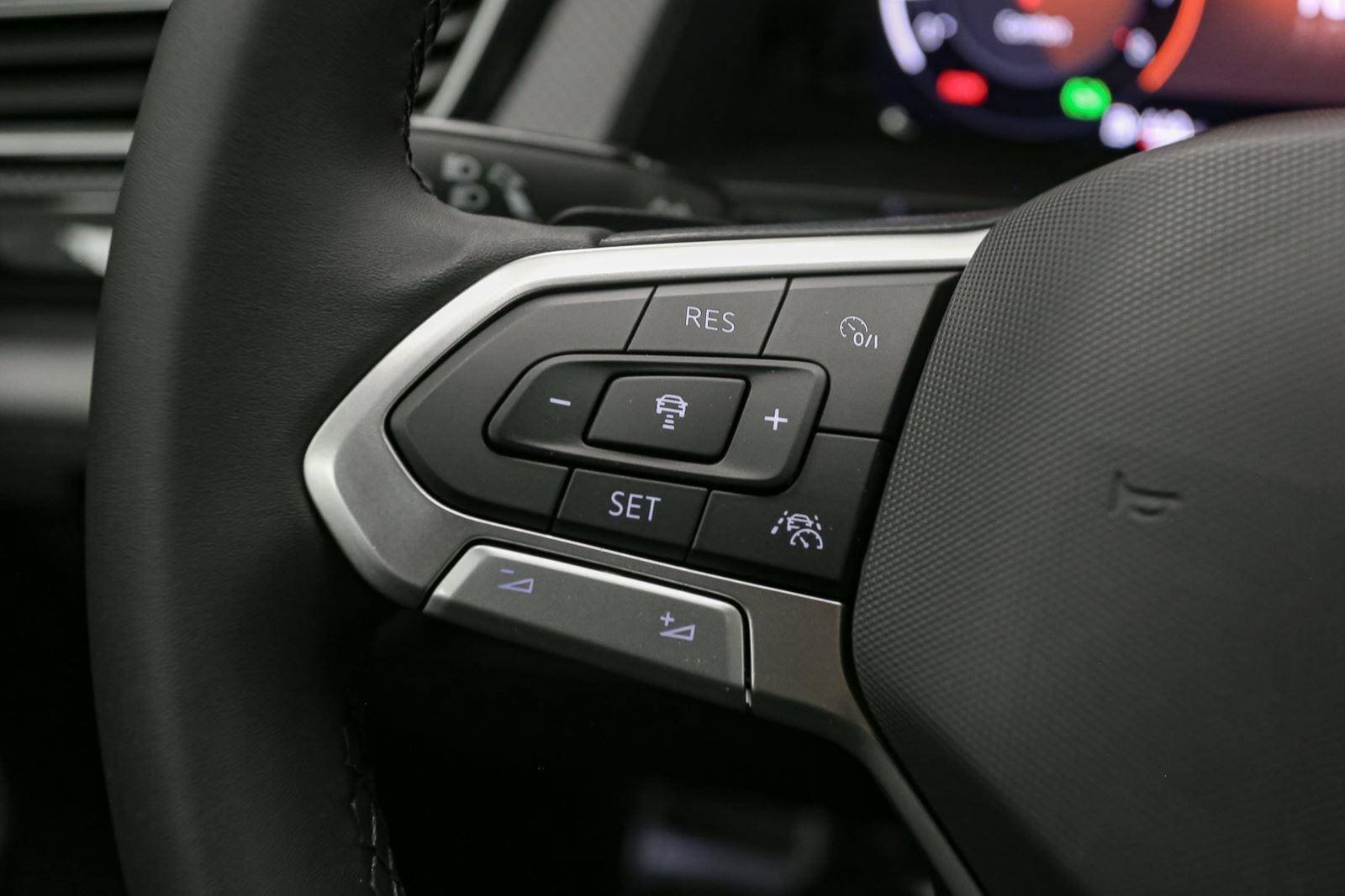 New 2026 Volkswagen Atlas Peak Edition AWD/4WD image 24
