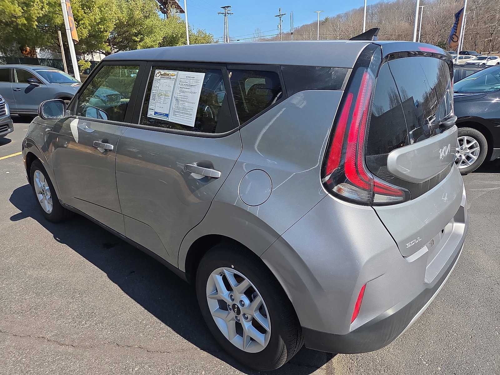 Used 2025 Kia Soul image 5