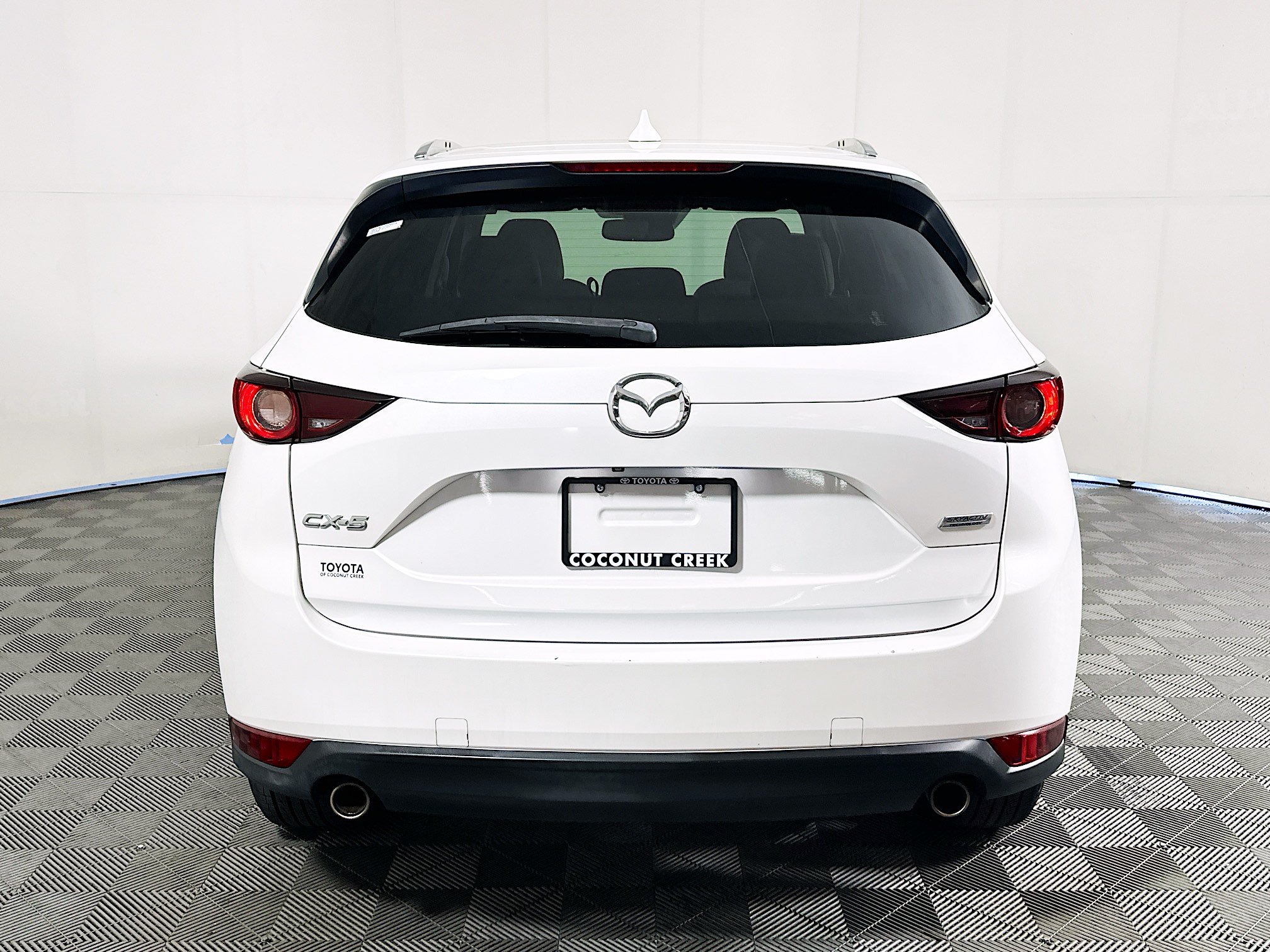 Used 2019 MAZDA CX-5 Touring FWD image 4