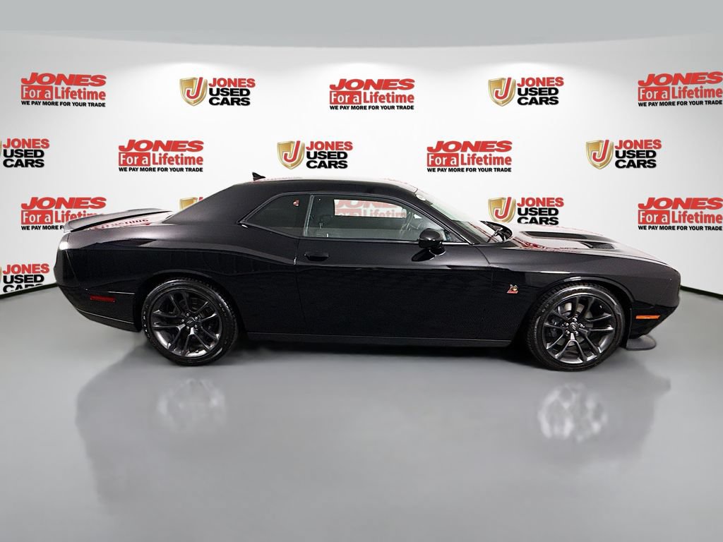 Used 2021 Dodge Challenger R/T Scat Pack RWD image 15