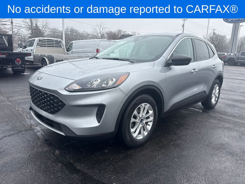 Used 2022 Ford Escape SE w/ Cold Weather Package video 2
