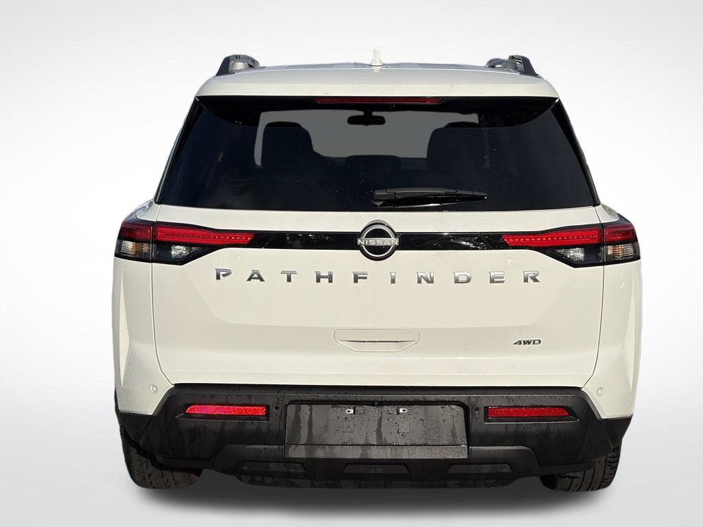 Used 2025 Nissan Pathfinder SV AWD/4WD image 8