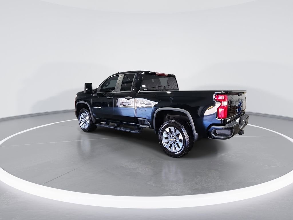Used 2024 Chevrolet Silverado 2500 Custom w/ Custom Value Package image 6