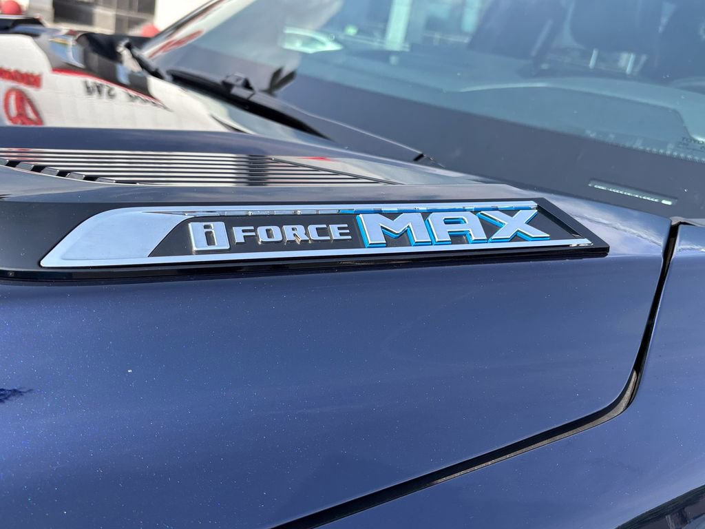 Used 2023 Toyota Tundra Platinum w/ Advanced Package AWD/4WD image 14