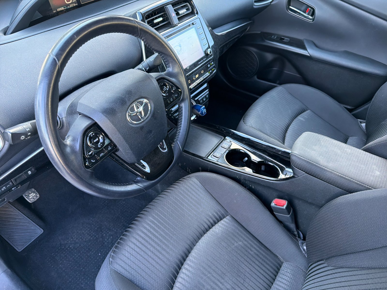 Used 2020 Toyota Prius Prime LE FWD image 9