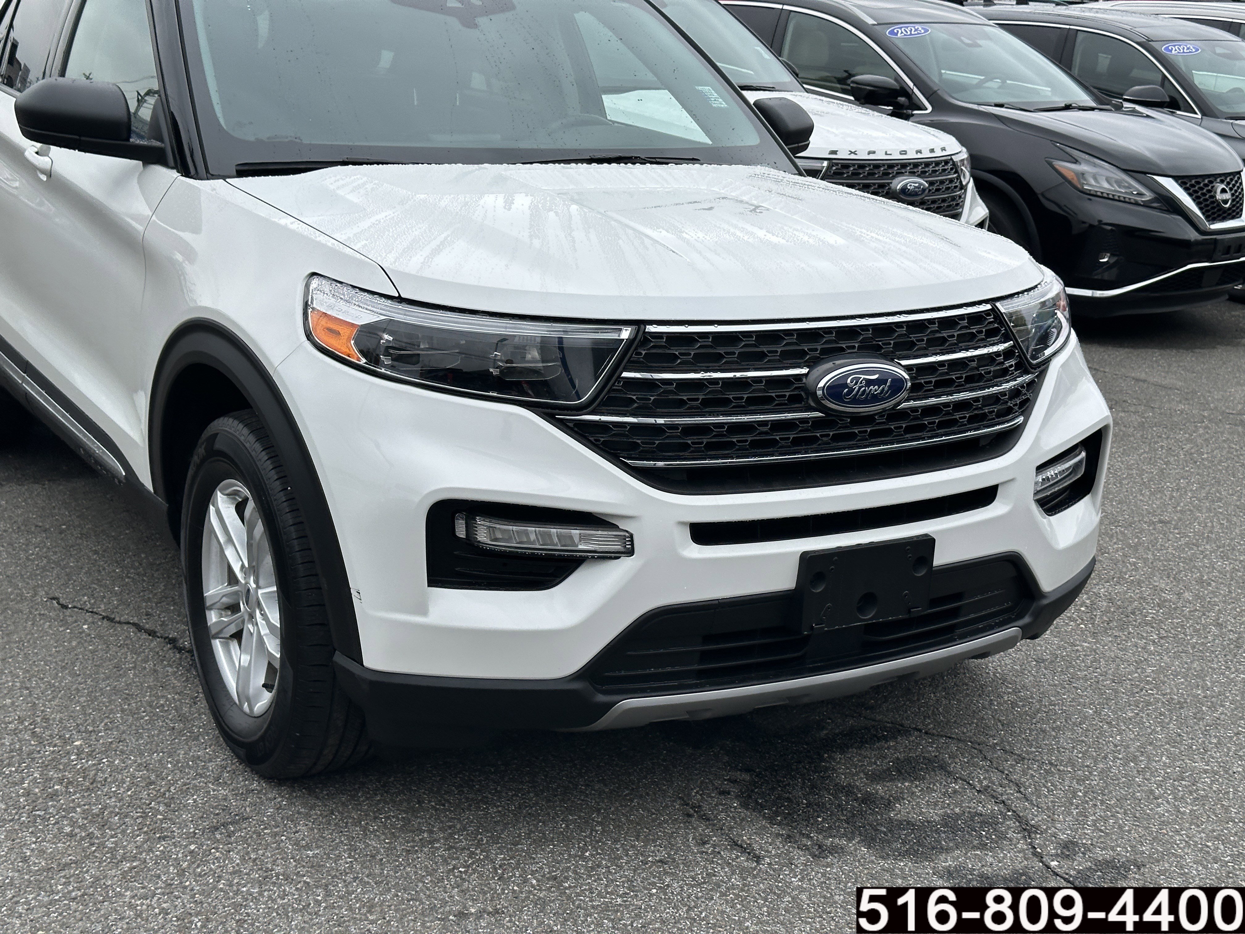 Used 2023 Ford Explorer XLT w/ Equipment Group 202A AWD/4WD image 2