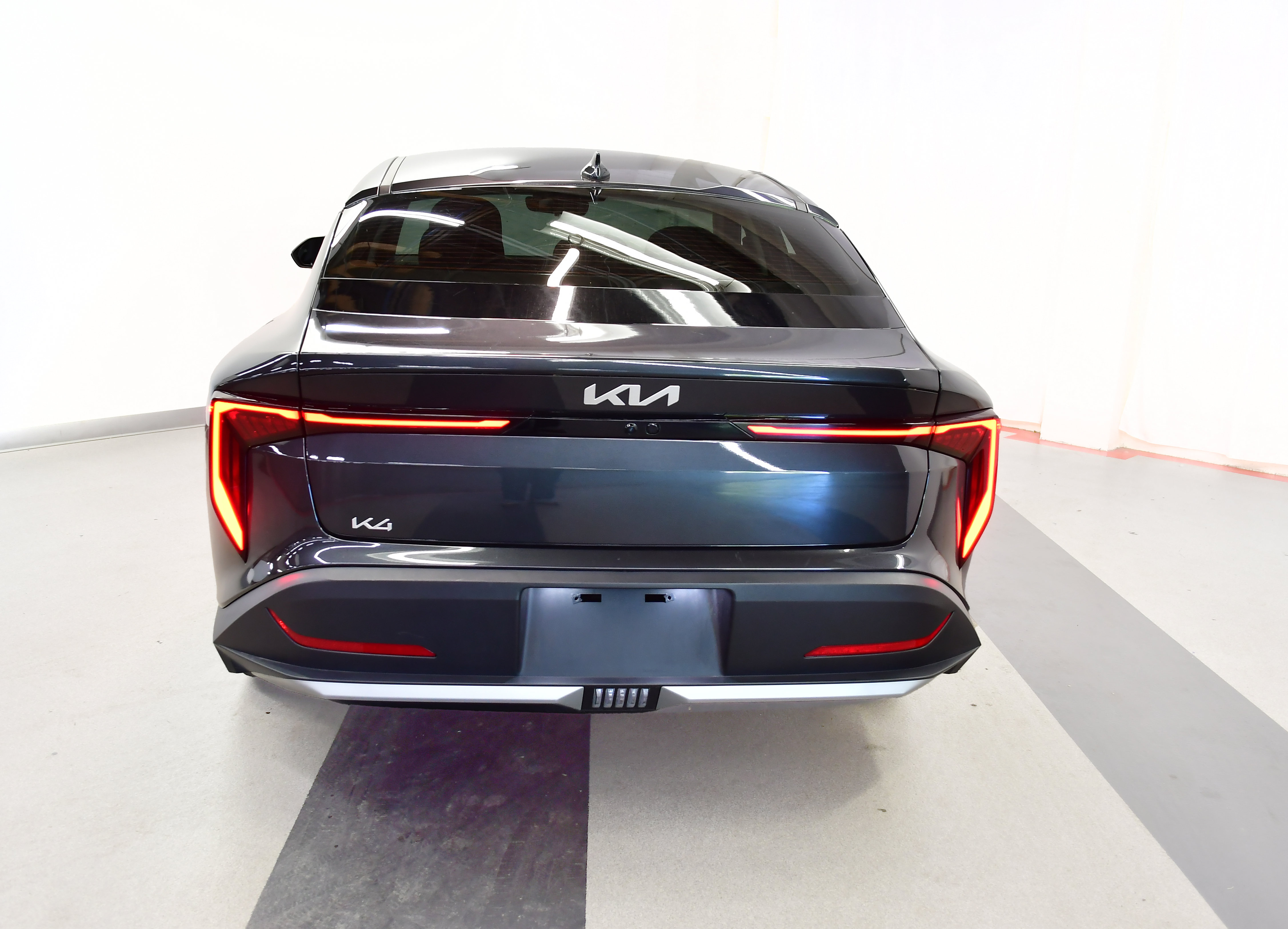 Used 2025 Kia K4 FWD image 6