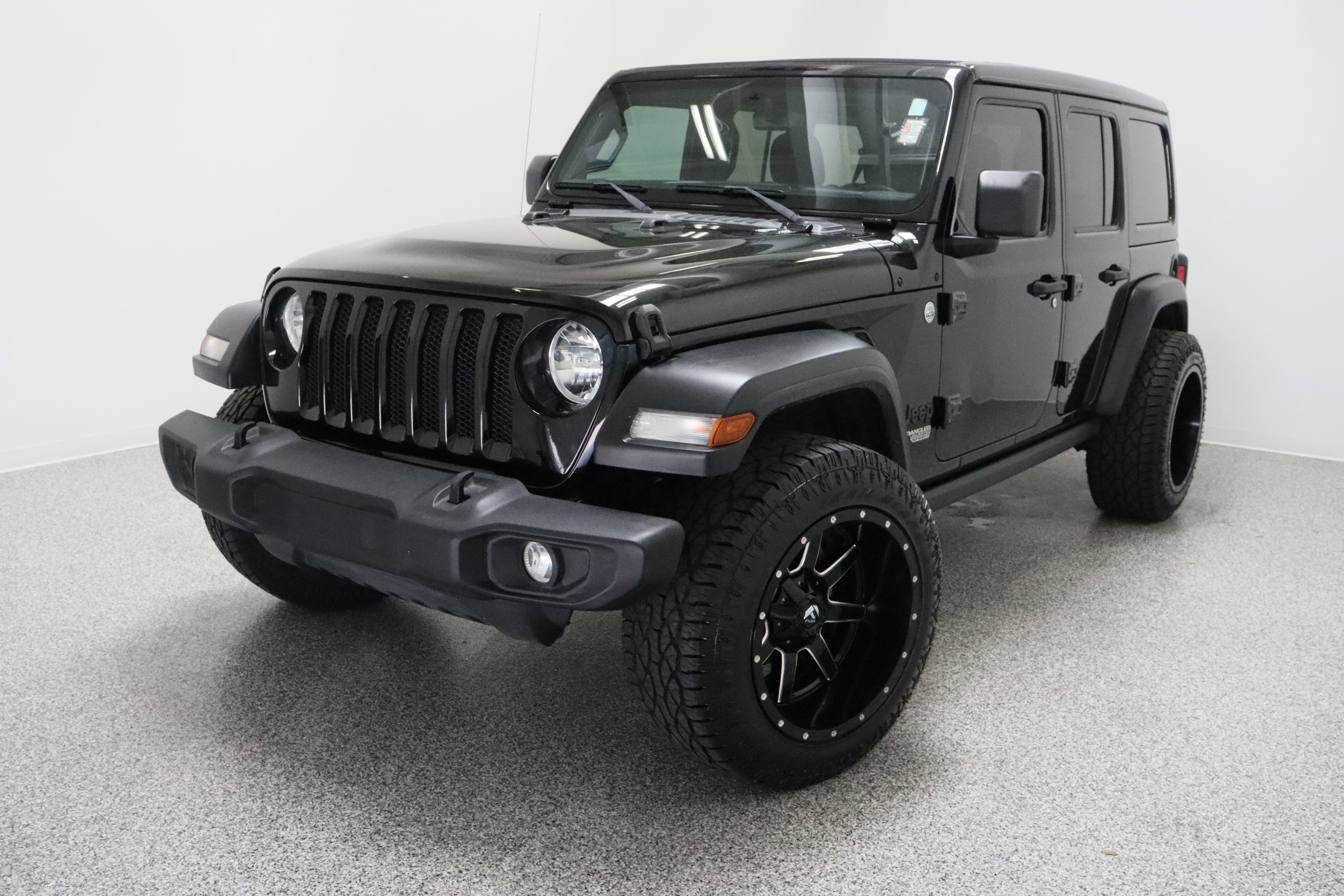 Used 2021 Jeep Wrangler Unlimited Sport w/ Sun And Sound Package AWD/4WD image 2