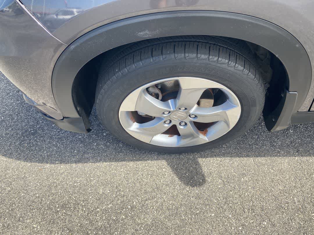 Used 2017 Honda HR-V LX image 10
