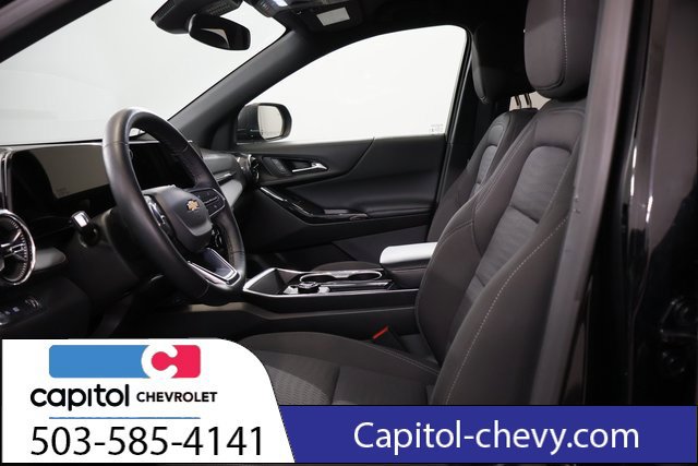 Used 2026 Chevrolet Equinox LT FWD image 12