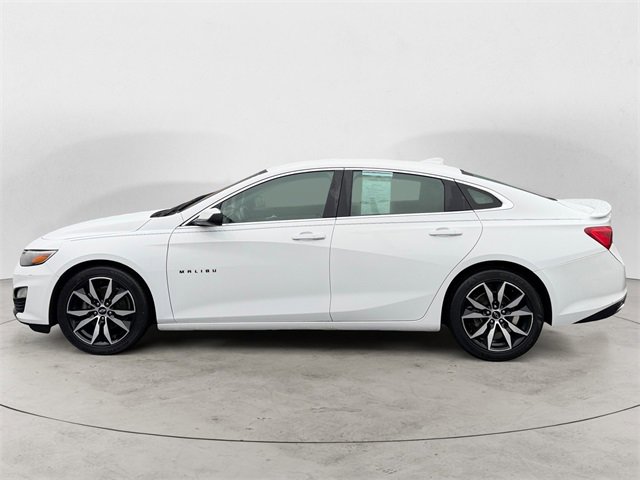 Used 2021 Chevrolet Malibu RS image 2