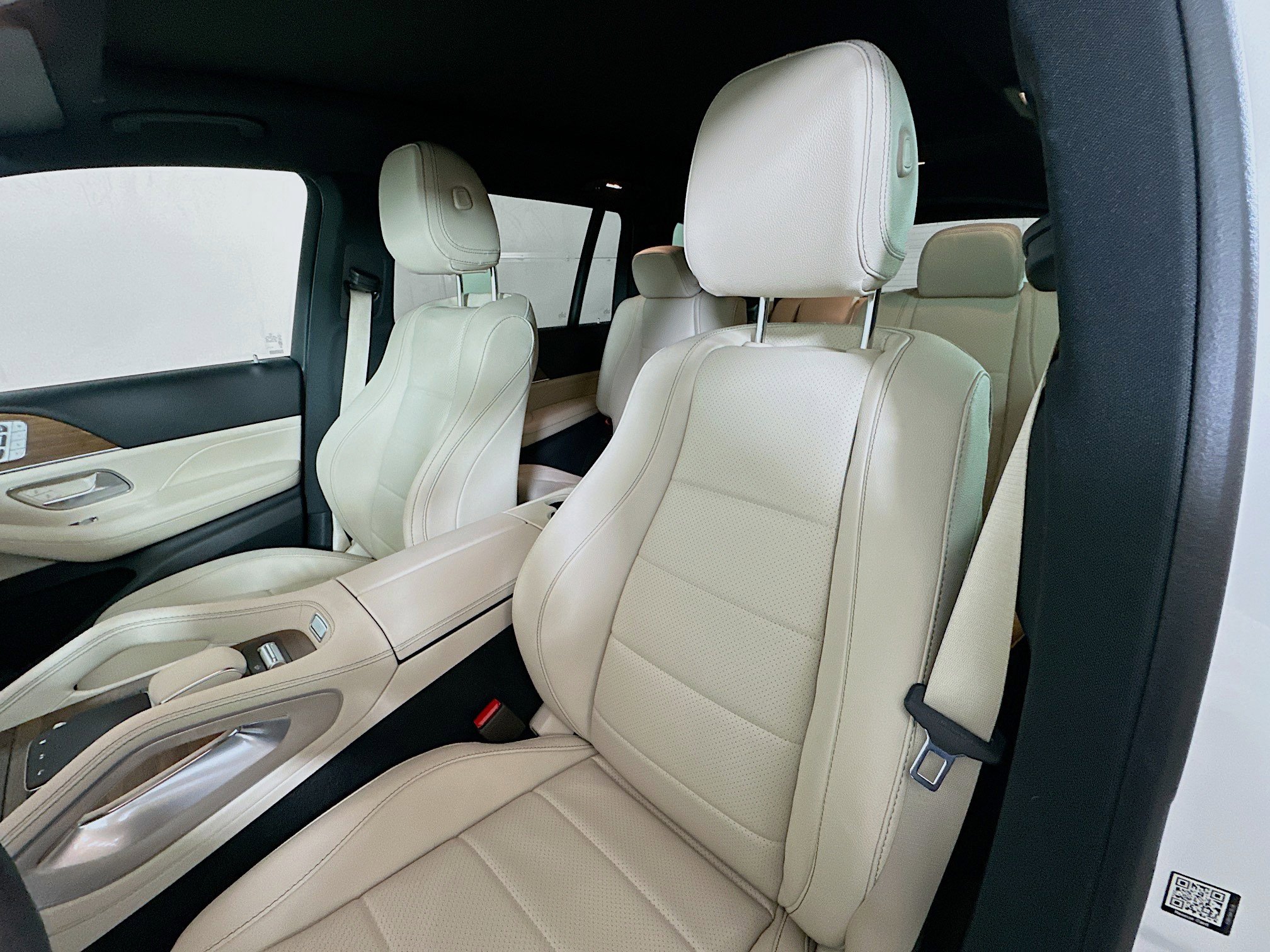 Certified 2025 Mercedes-Benz GLS 450 4MATIC image 22