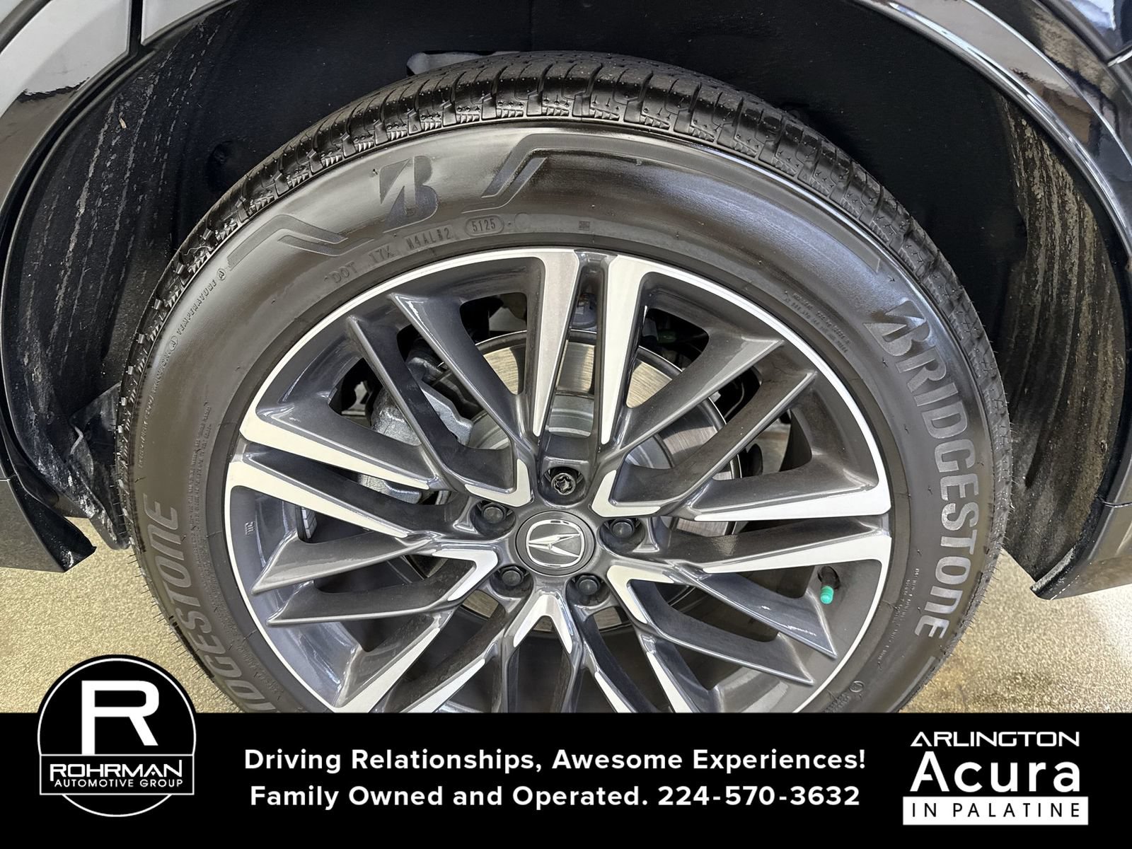 Certified 2026 Acura MDX w/ Advance Package AWD/4WD image 5