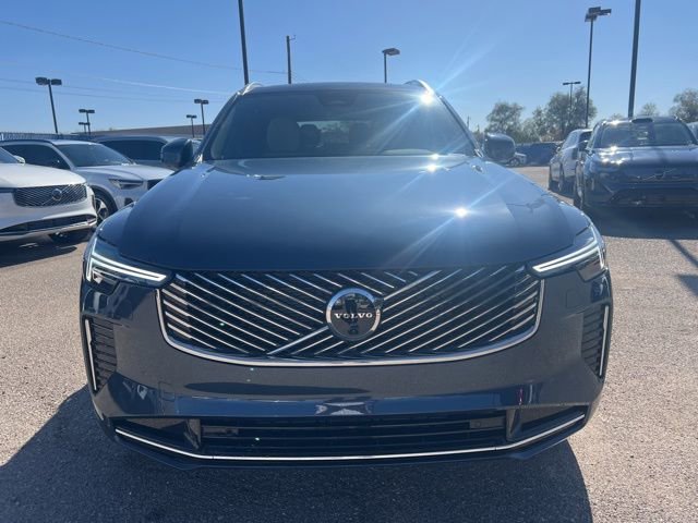 New 2026 Volvo XC90 B6 Plus w/ Protection Package Premier image 9