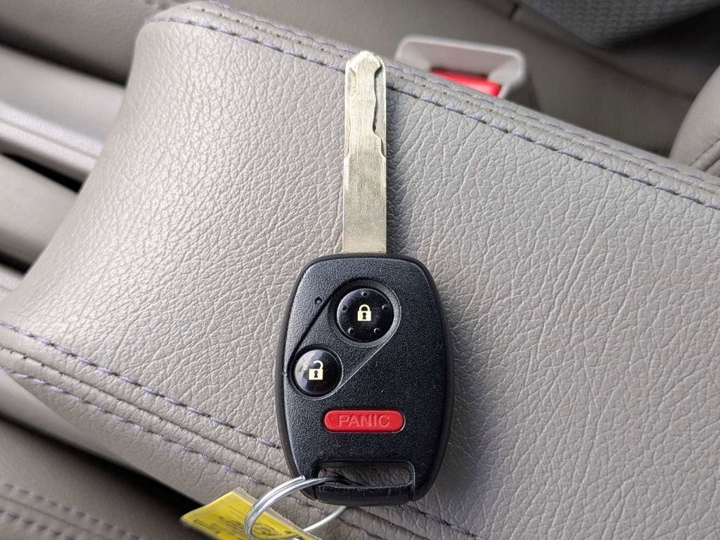 Used 2010 Honda Insight EX image 25