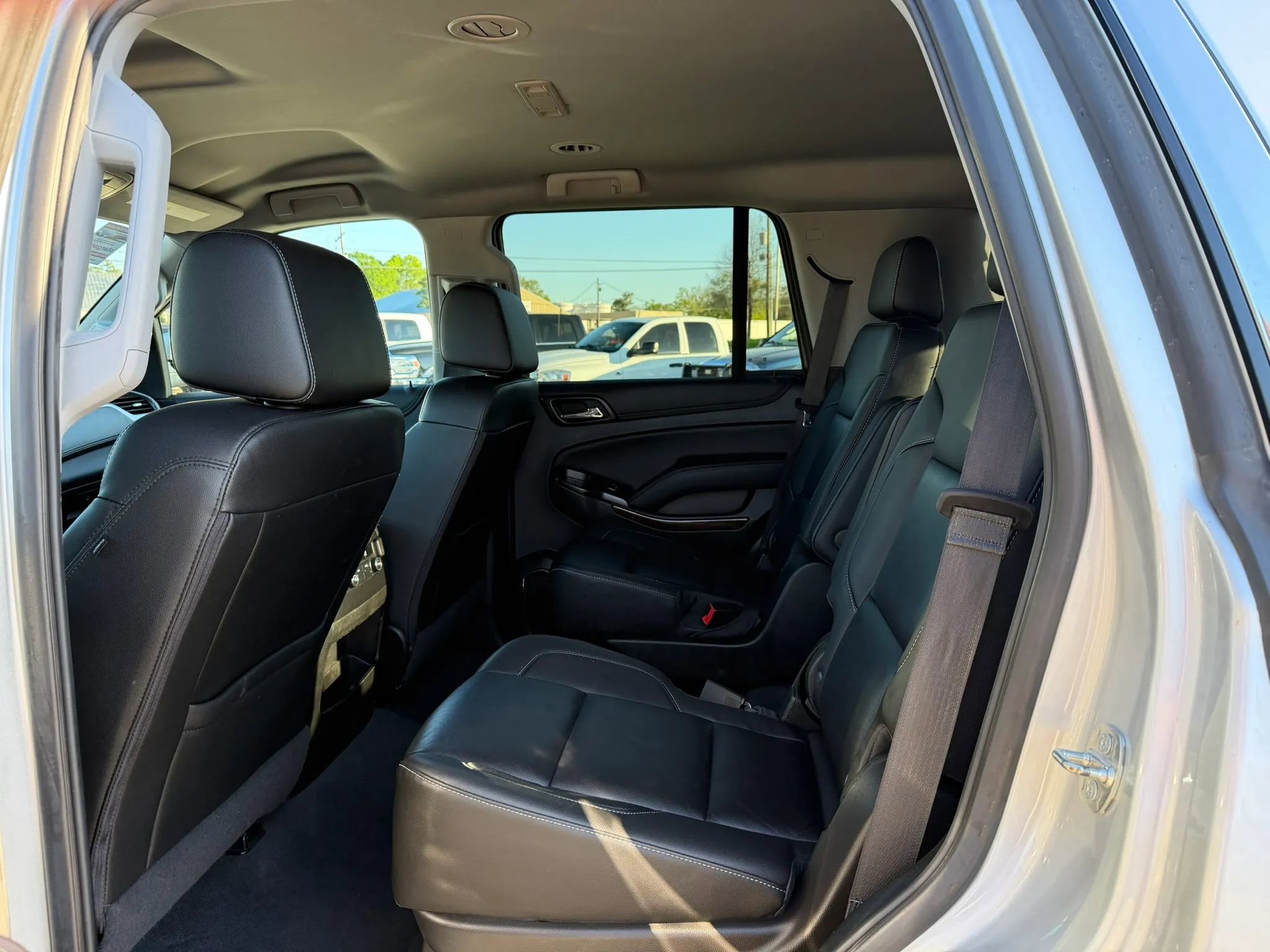 Used 2020 Chevrolet Tahoe LT image 16