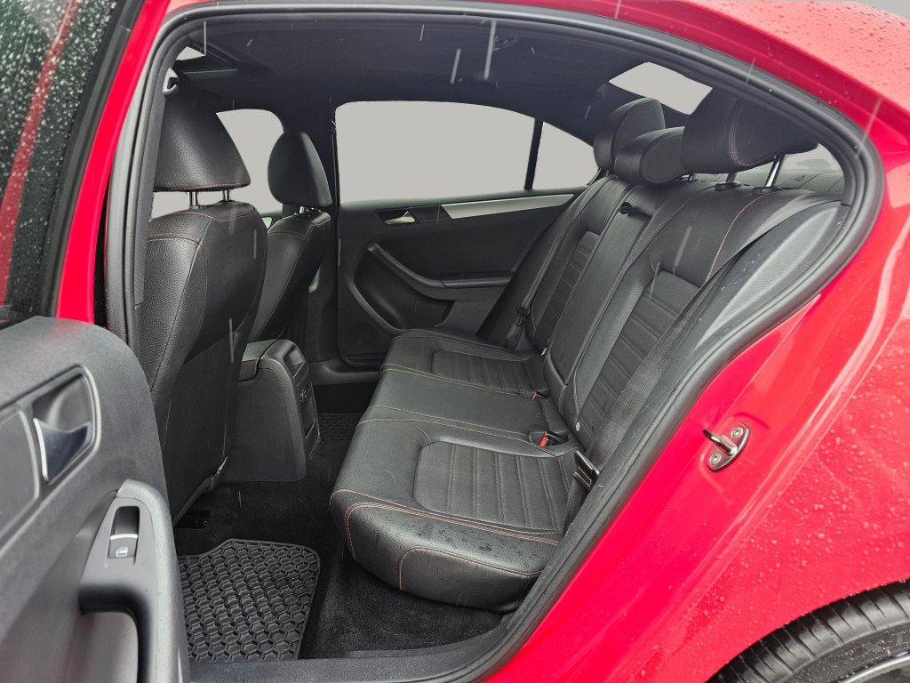 Used 2012 Volkswagen Jetta GLI Autobahn image 21