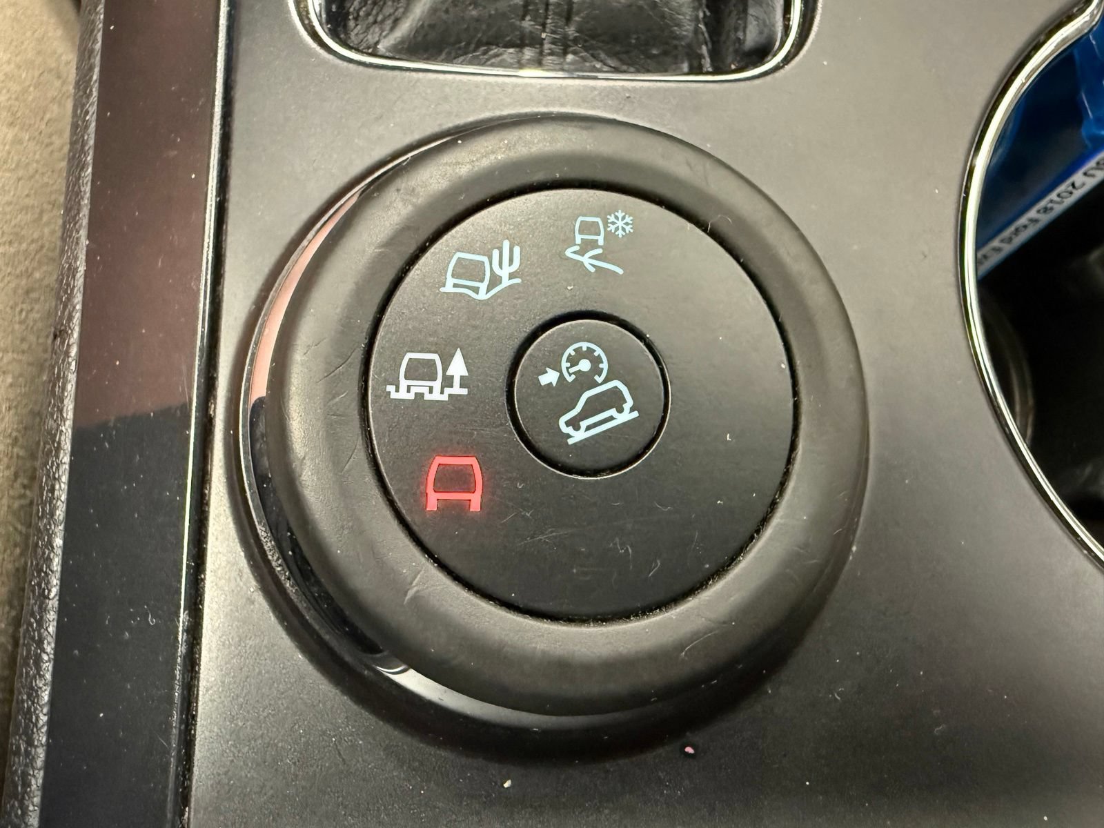 Used 2018 Ford Explorer Limited w/ Equipment Group 301A AWD/4WD image 22