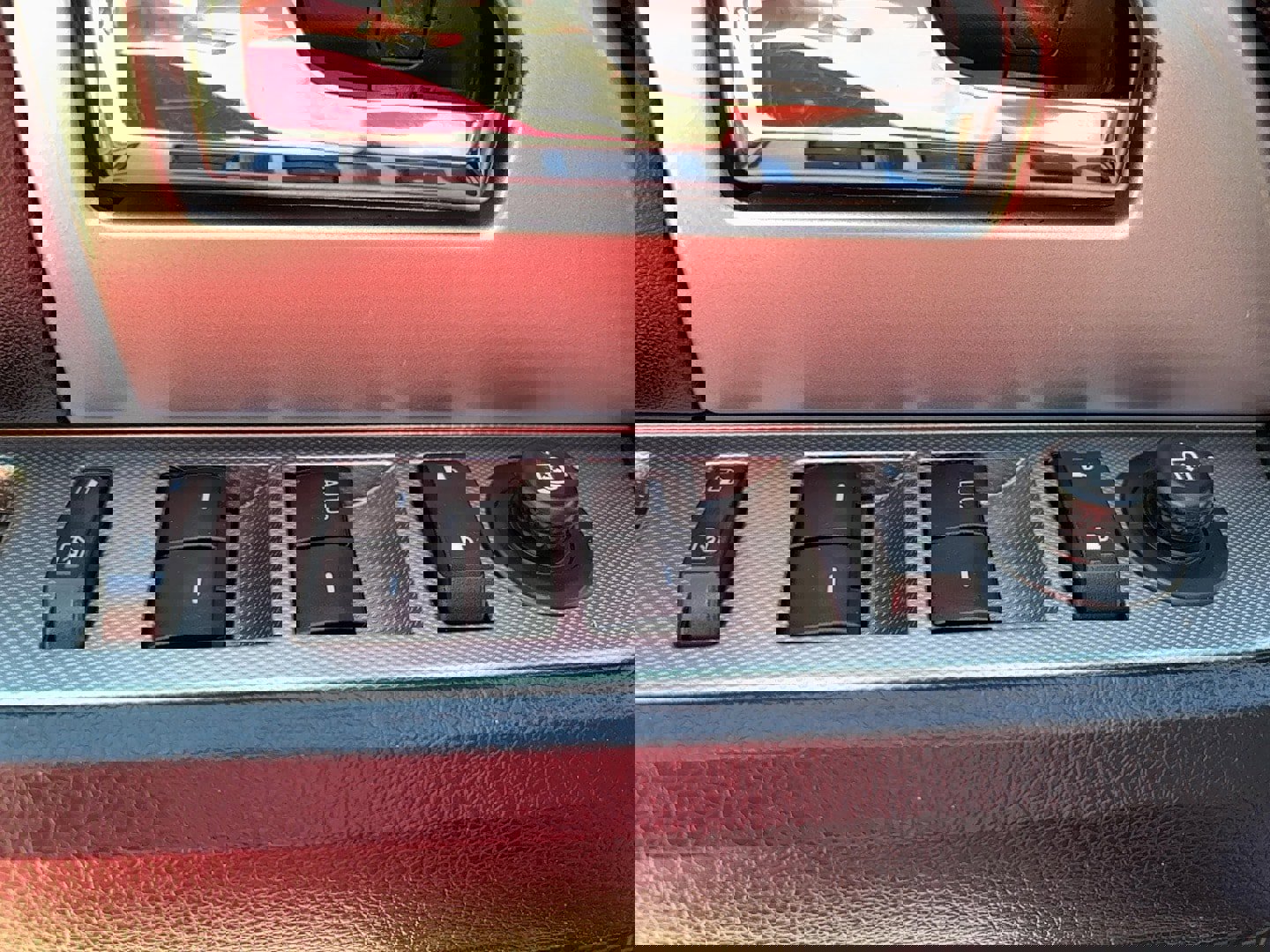 Used 2016 Ford Expedition EL XLT image 22